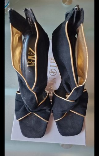 Sandali Zara neri e oro