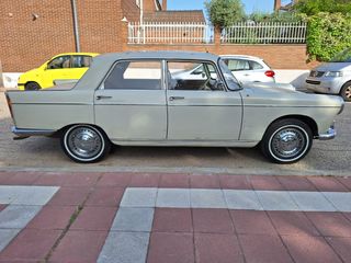 Peugeot 404, del año 1964, berlina, clasico, histo