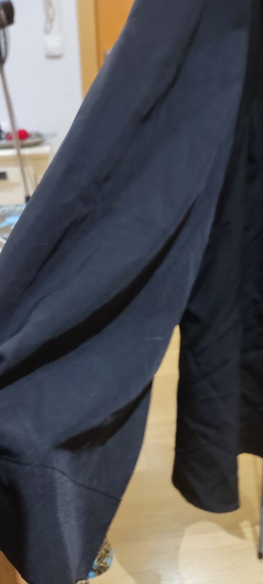 Camisa negra dorada mujer