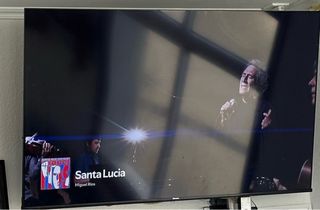TV Hisense 65" negra