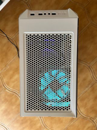 Ordenador Gaming blanco