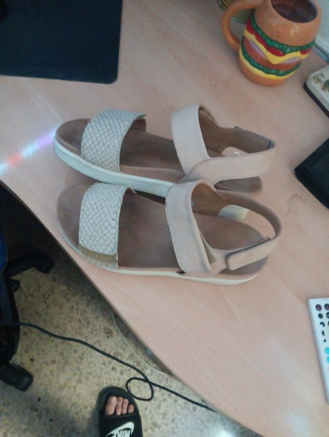 Sandalias mujer beige - talla 39