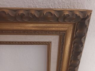 Marco madera dorado antiguo