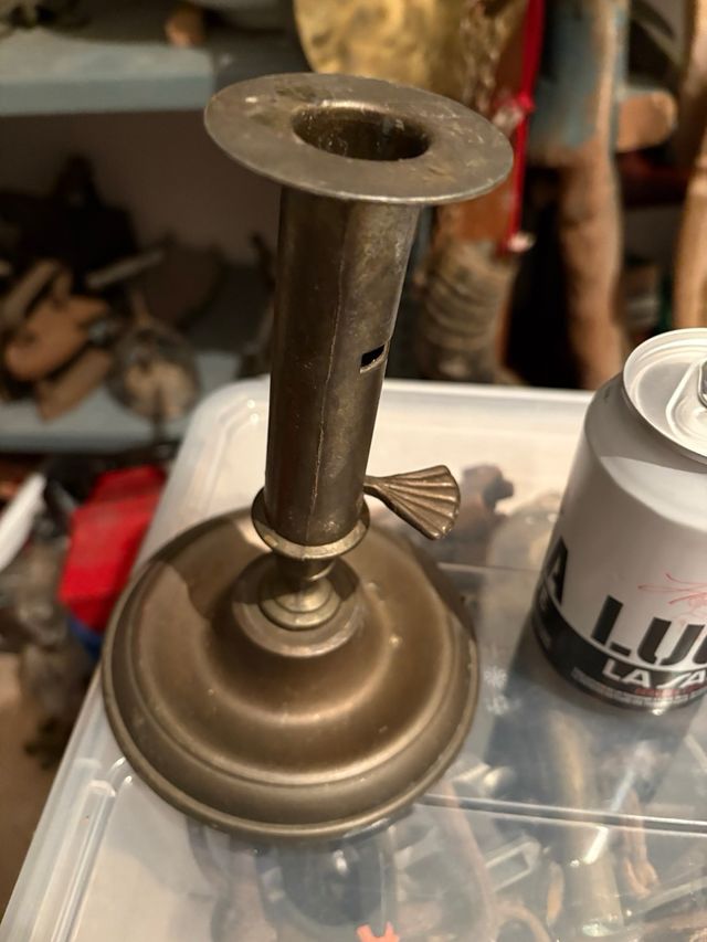 2 Candelabros bronce antiguos