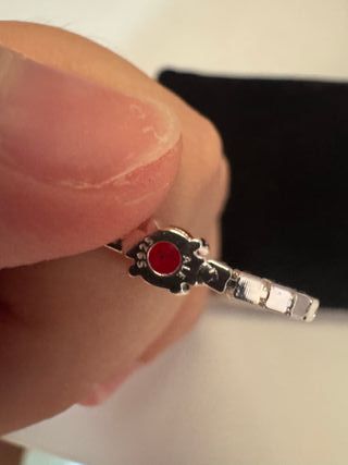 Pulsera Plata Ley -gema roja brillante plateada 92
