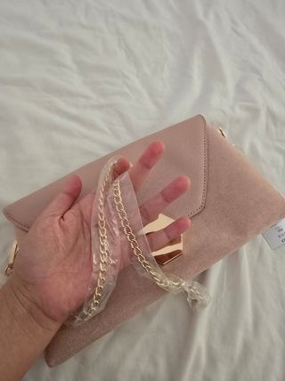 Bolso bandolera rosa palo - Cadena dorada