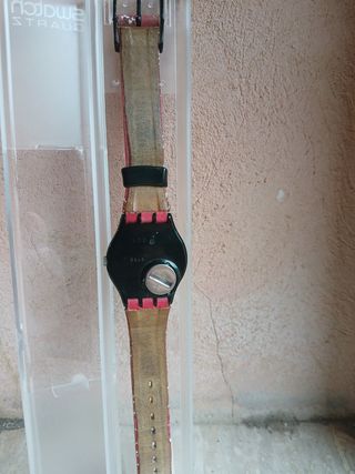 Swatch Red Heart orologio