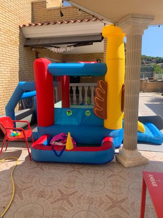 Parque hinchable infantil Costway