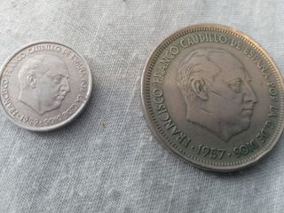 2 Monedas Franco España 1957-1959. Hago envíos.
