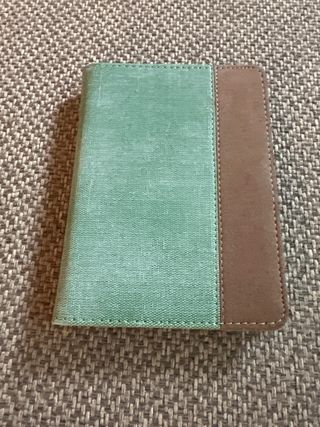 2 custodie per eReader Kobo Clara HD Fintie