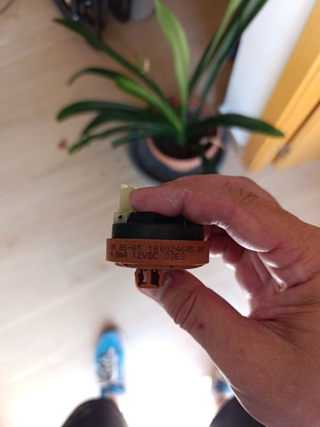 Presostato lavavajillas C00274118