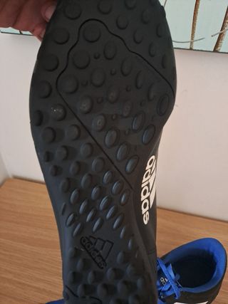 Botas fútbol Adidas - goma