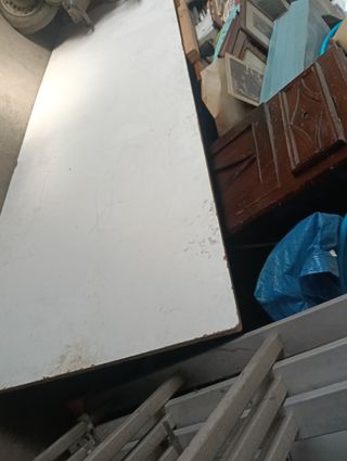 Mesa trabajo blanca usada