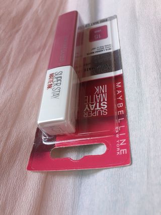 Rossetto Maybelline SuperStay Matte Ink 15 Lover