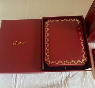 Caja regalo Cartier roja