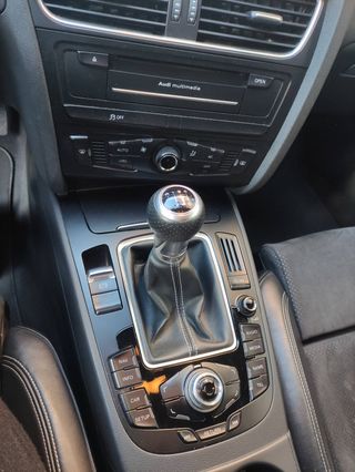 Audi A4 Avant Quattro 2012 