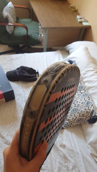 Pala Bullpadel Vertex 03 - seminueva