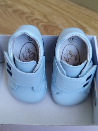 Calzado de cuna para bebés recién nacidos talla 17