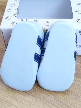 Calzado de cuna para bebés recién nacidos talla 17