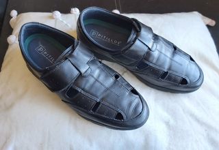 Sandalias piel Marca PITILLOS.  A ESTRENAR