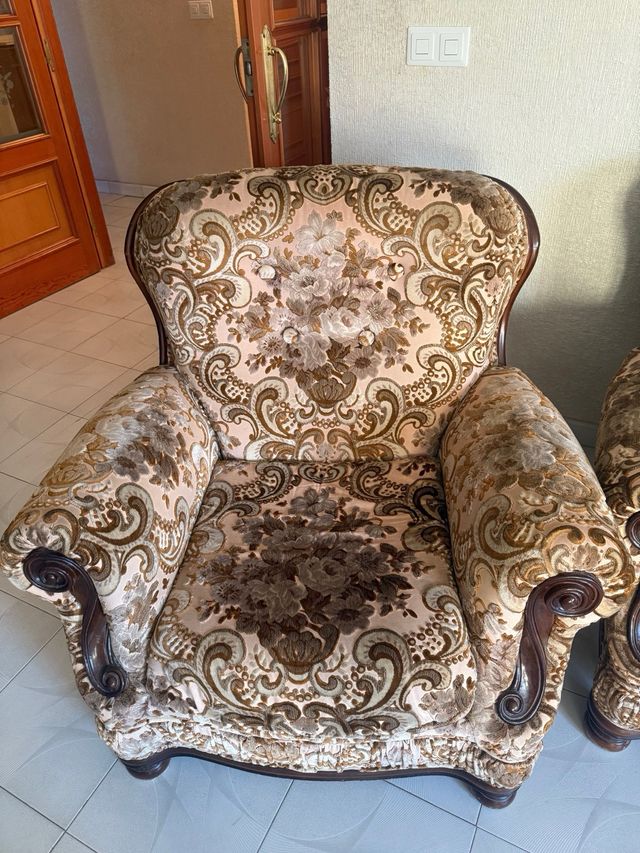 Sofá 3 plazas + 2 sillones urge venta