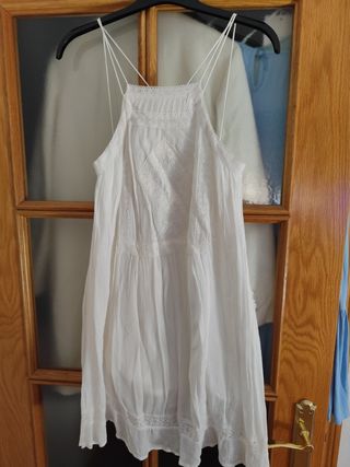 Vestido blanco bordado - nuevo