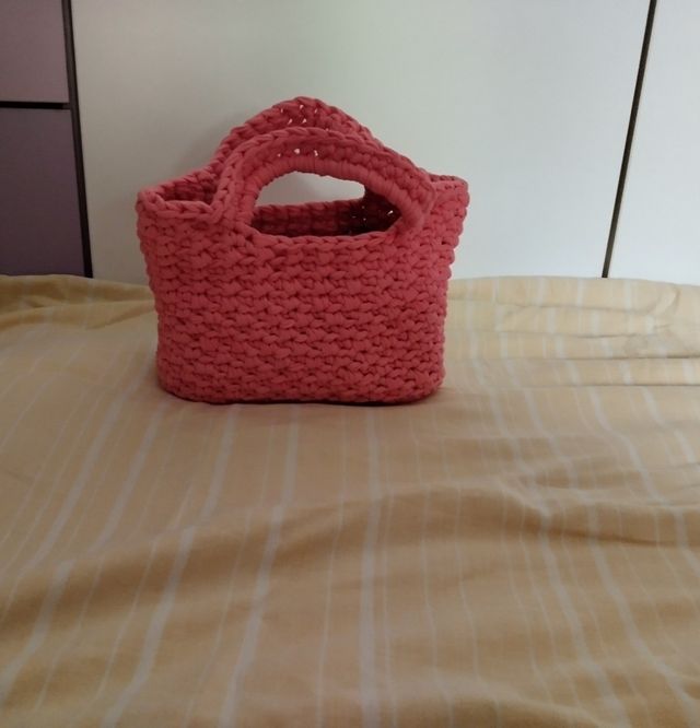 Borsa uncinetto rosa piccola