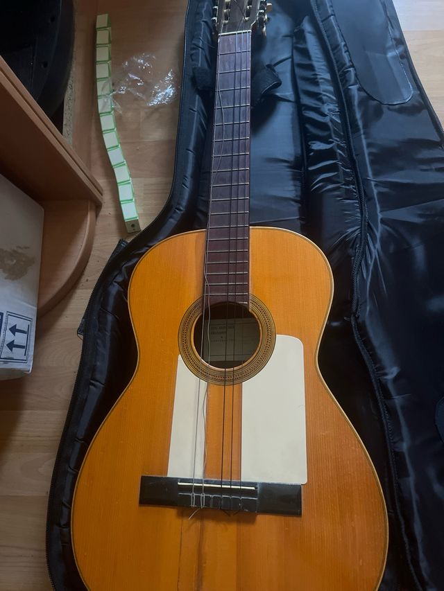 Guitarra flamenca Luis Arostegui (1978)