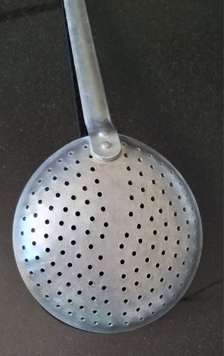 Mestolo forato alluminio - Cucina