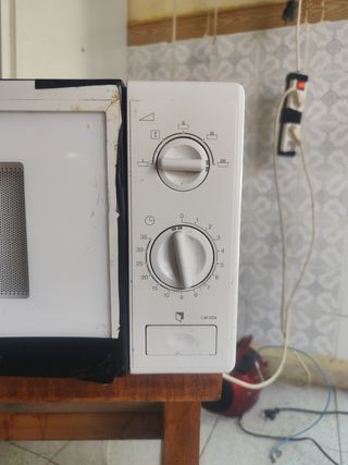 Microondas Lynx LW-204