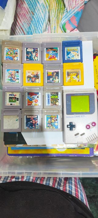 Game Boy gris plata + 12 juegos