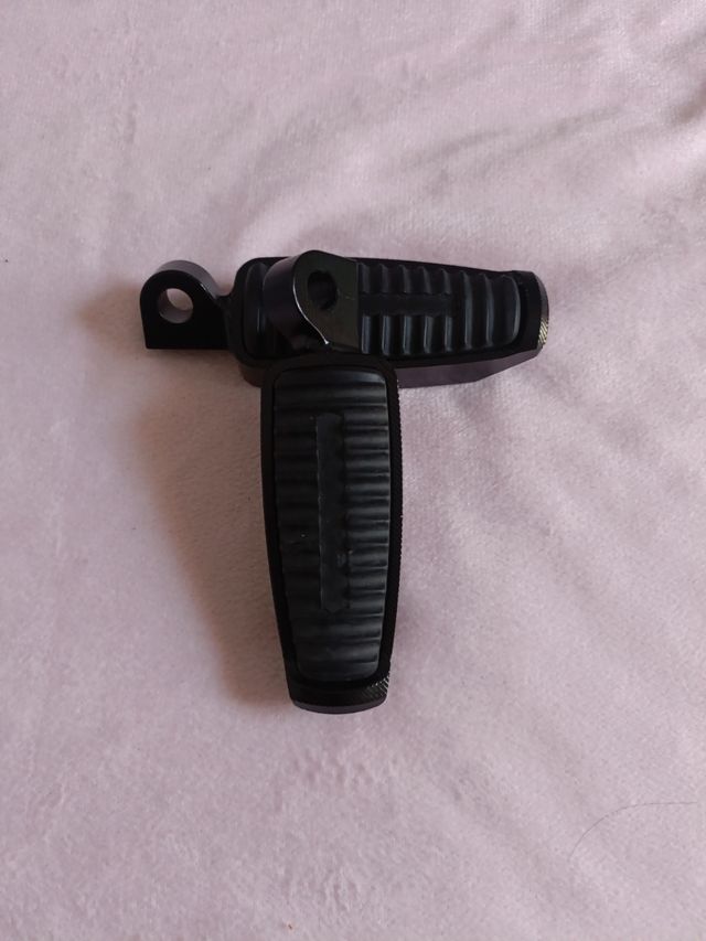 Reposapiés estriberas moto - negros