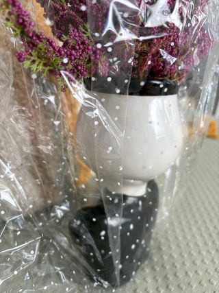 Jarrón busto mujer - Flores artificiales