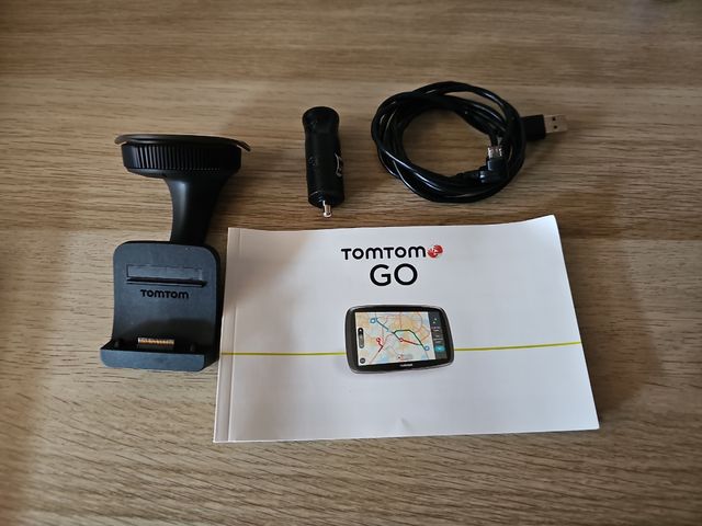 TOMTOM GO 510 GPS - ¡Como nuevo! Incluyo memoria.