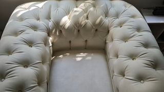 Chester beige de piel sintética