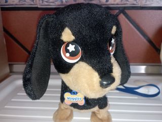 Perro salchicha peluche