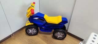 Moto correpasillos infantil