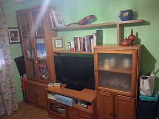 Mueble salón con televisión de regalo
