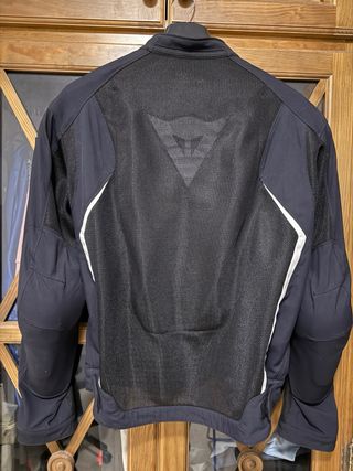 Chaqueta moto Dainese ventilada