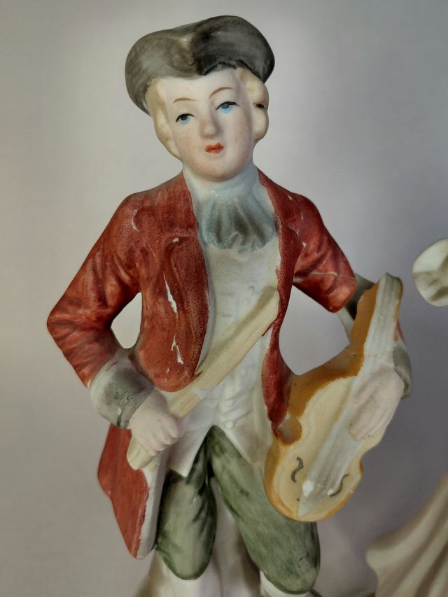 Figuras vintage cerámica arpista violinista rococó