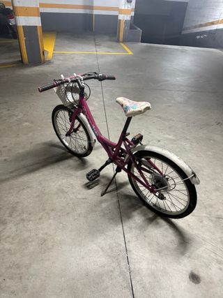 Bicicletta rosa da 20" per bambina