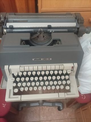 Olivetti Linea 98 - Máquina de escribir