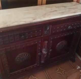 Aparador antiguo de madera