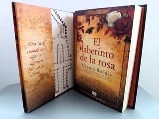 El laberinto de la rosa - Titania Hardie