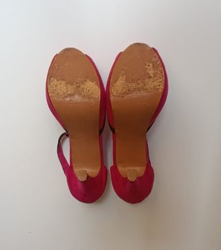 Zapatos tacón alto fiesta.