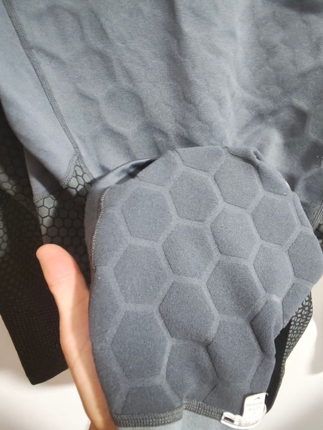 Camiseta térmica Nike Pro Hyperwarm gris-amarilla