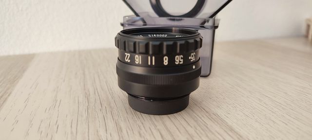 Komura 50mm f/3.5 Lente