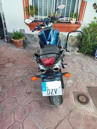 Yamaha Fazer FZ6N - Moto Azul