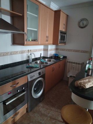 Cocina madera 4,20m + barra 2,10m,2,31 de alto 
