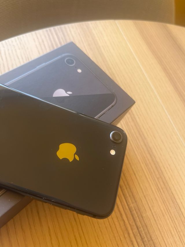 iPhone 8 negro 64GB - Perfecto estado